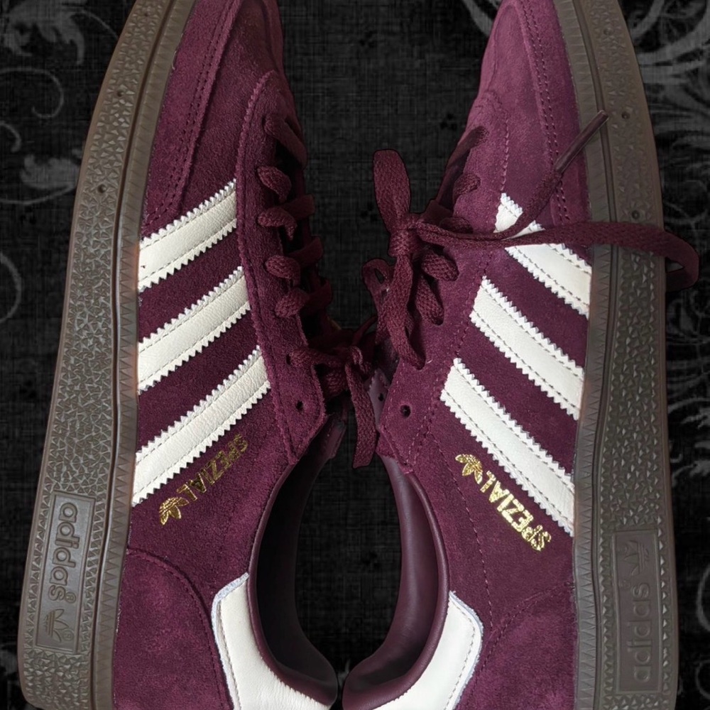 Adidas Handball Spezial Burgundy/ Maroon women’s size 7
